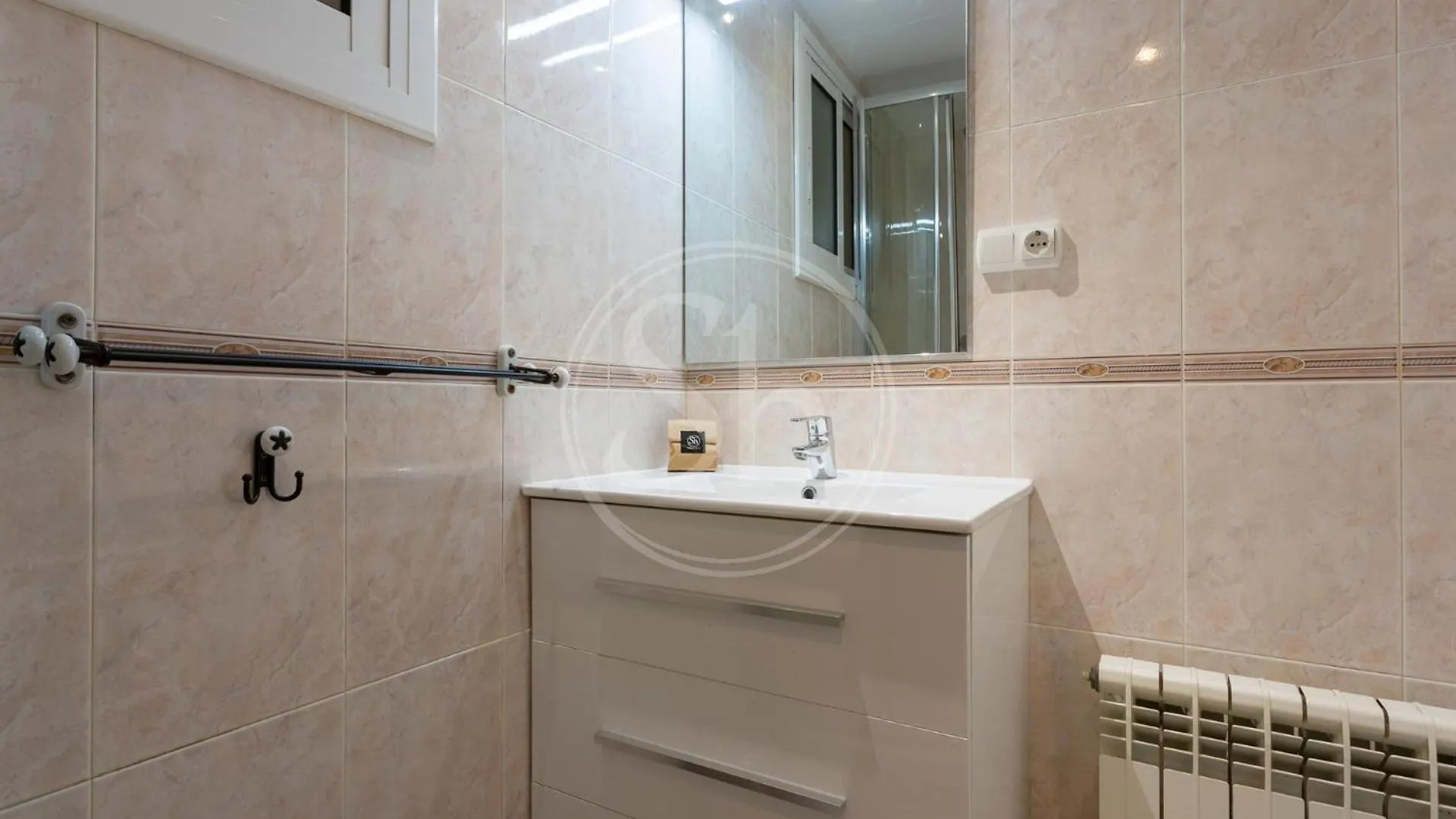 Practico Apartamento Cerca De Estacion De Sants Barcelona