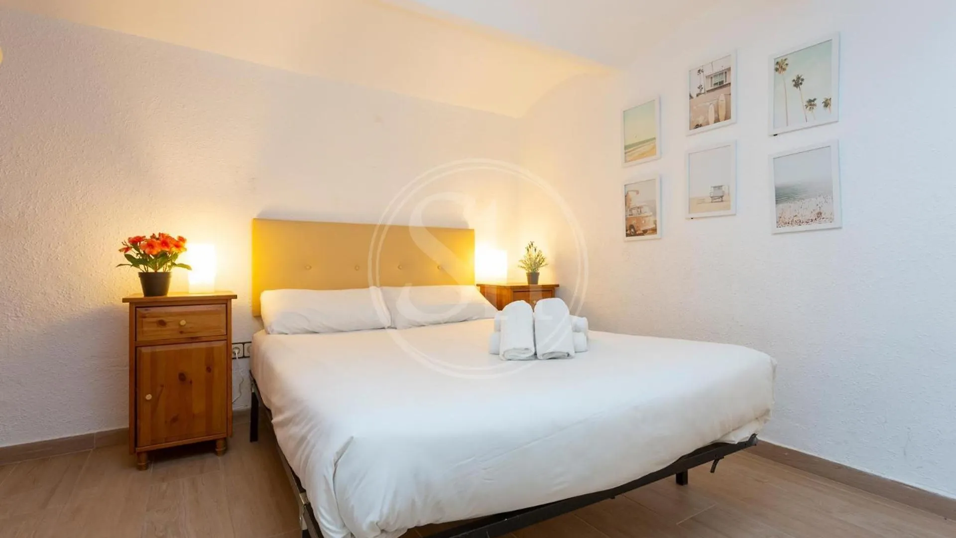 Practico Apartamento Cerca De Estacion De Sants برشلونة شقة